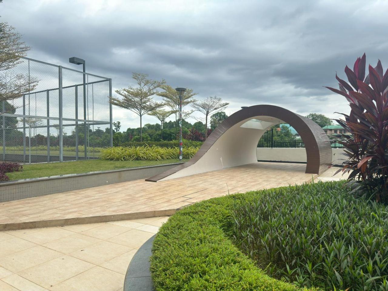 Jb Danga Bay-cg Shopping Mall Pangsapuri Johor Bahru